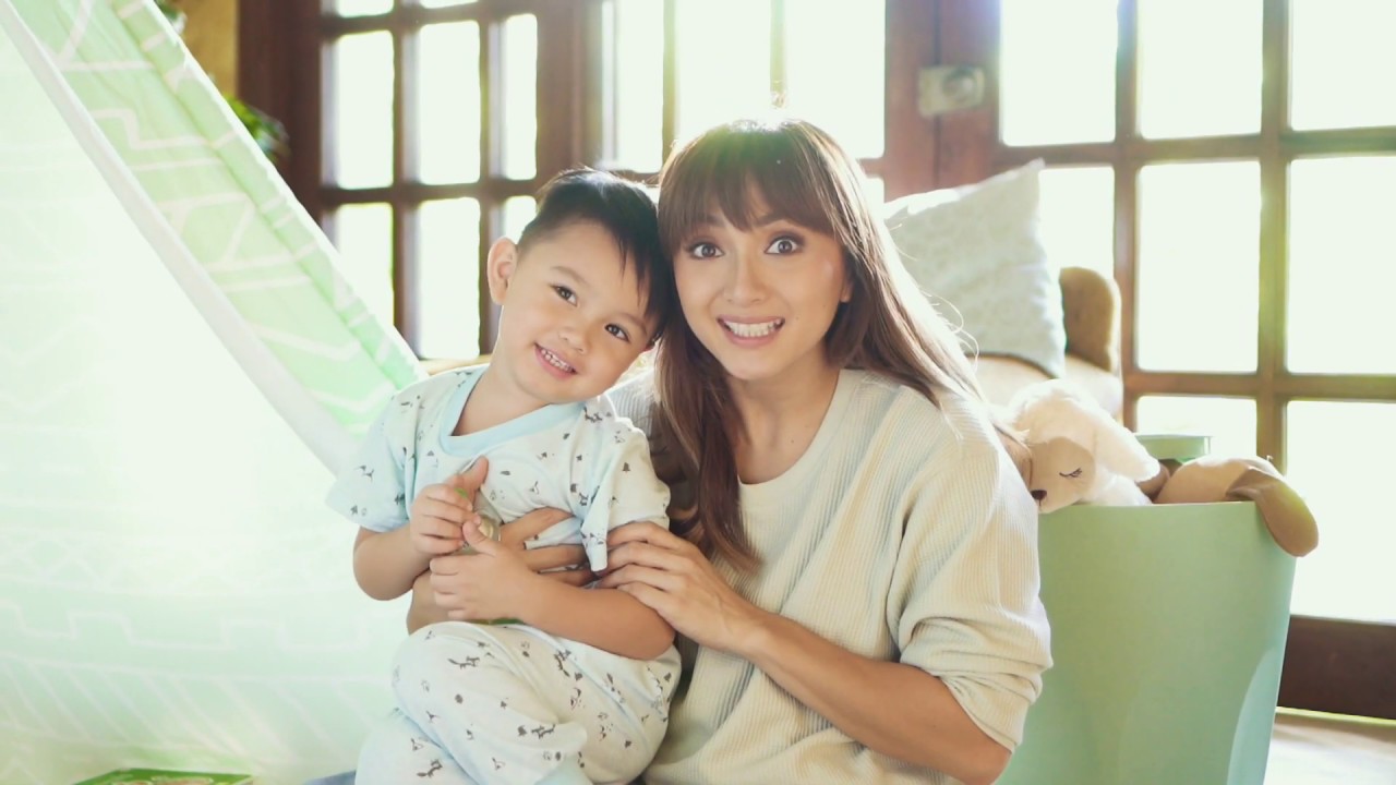 Behind the scenes with Mommy Iya and Primo